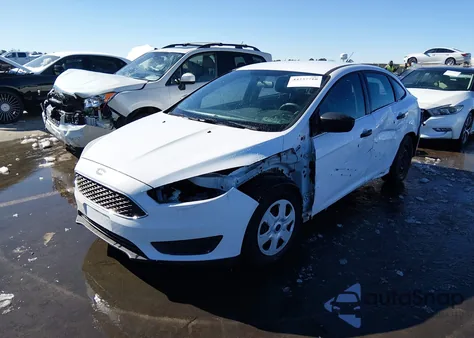 2016 Ford Focus S from USA, damaged, VIN 1FADP3E28GL339449